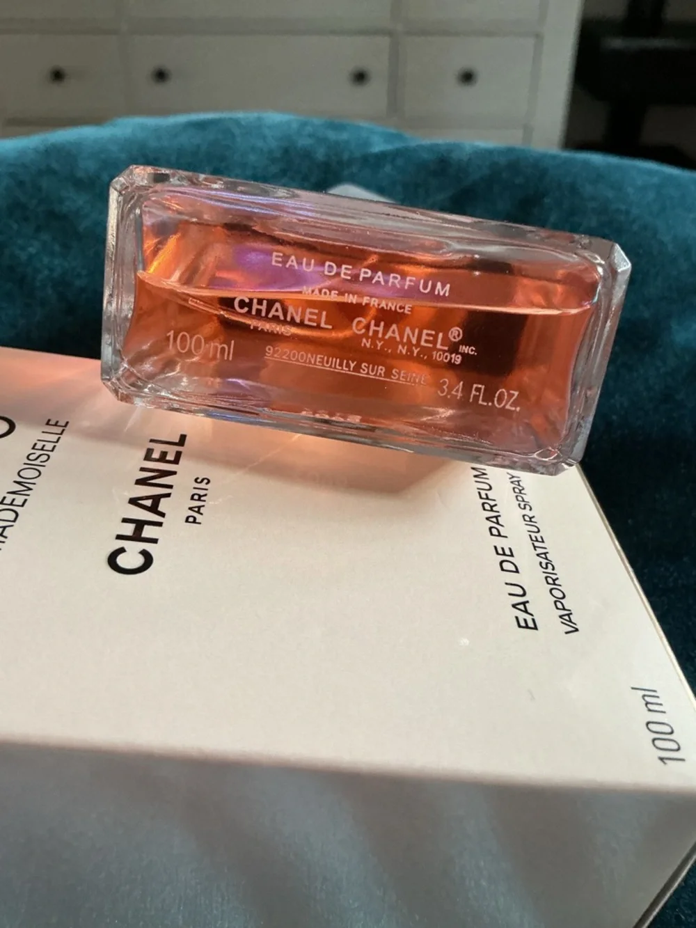 ✨ CHANEL Coco Mademoiselle Eau de Parfum 3.4 oz (100 ml) ✨ - Picture 6 of 8